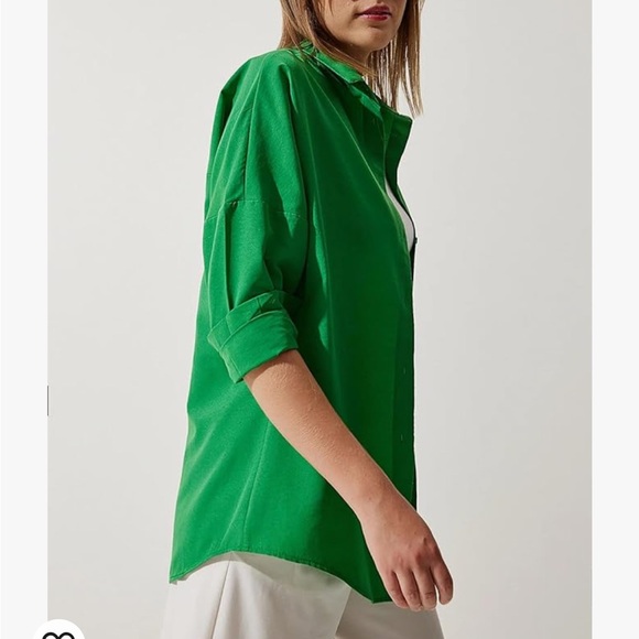 Oversized Button Down Shirt - Picture 4 of 8